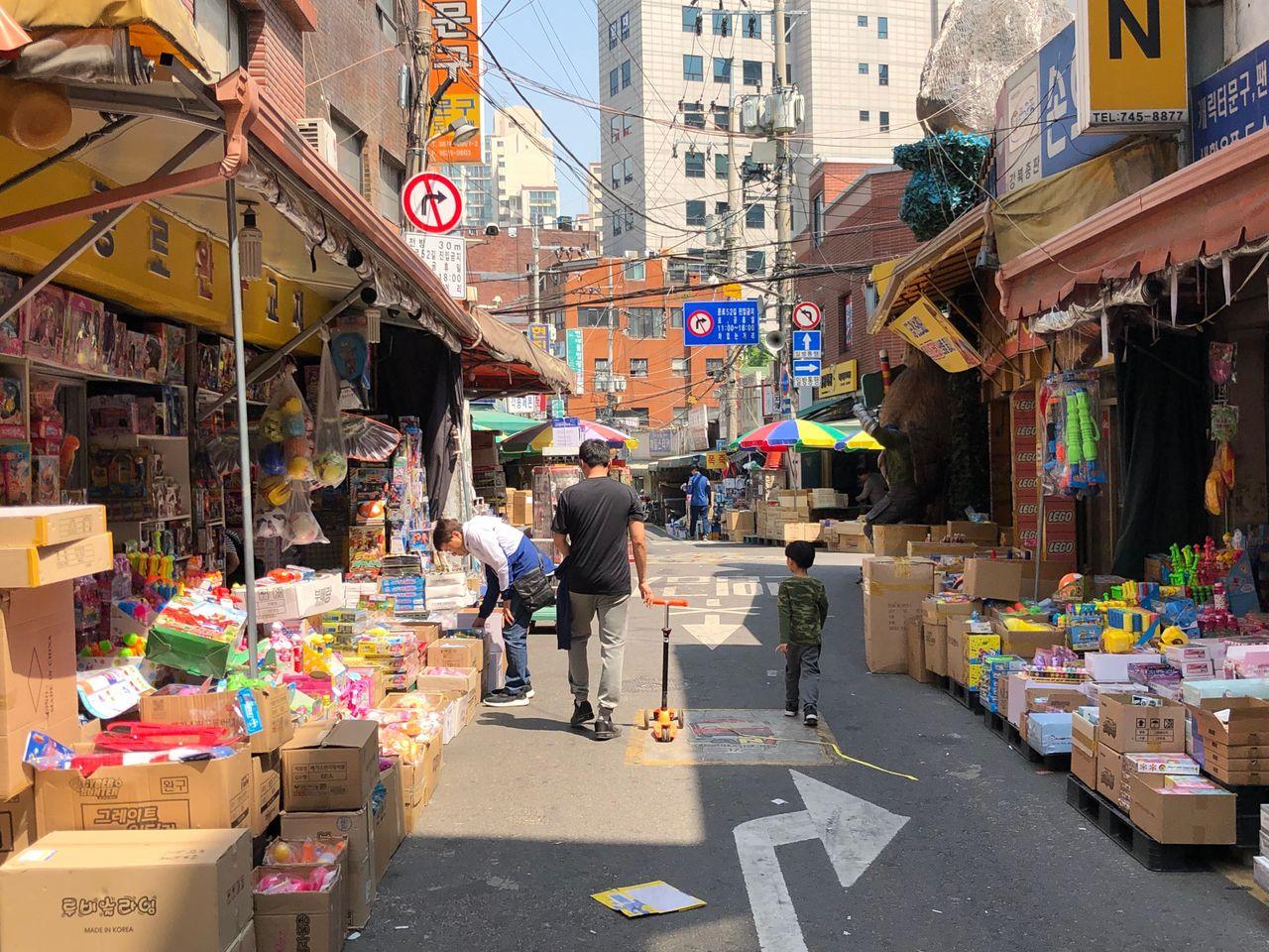 東大門玩具市場 昌信洞玩具市場 文具街 玩具街 昌信洞玩具街